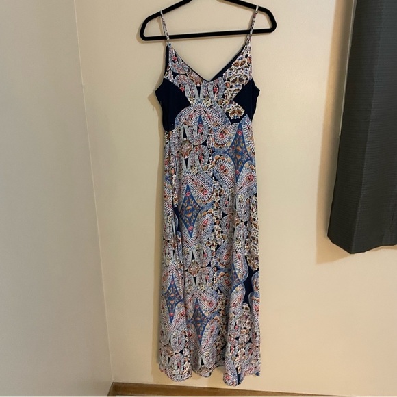 XHILARATION Butterfly Graphic Print Spaghetti Strap, Side Zip, Maxi Dress Size M - Picture 14 of 14
